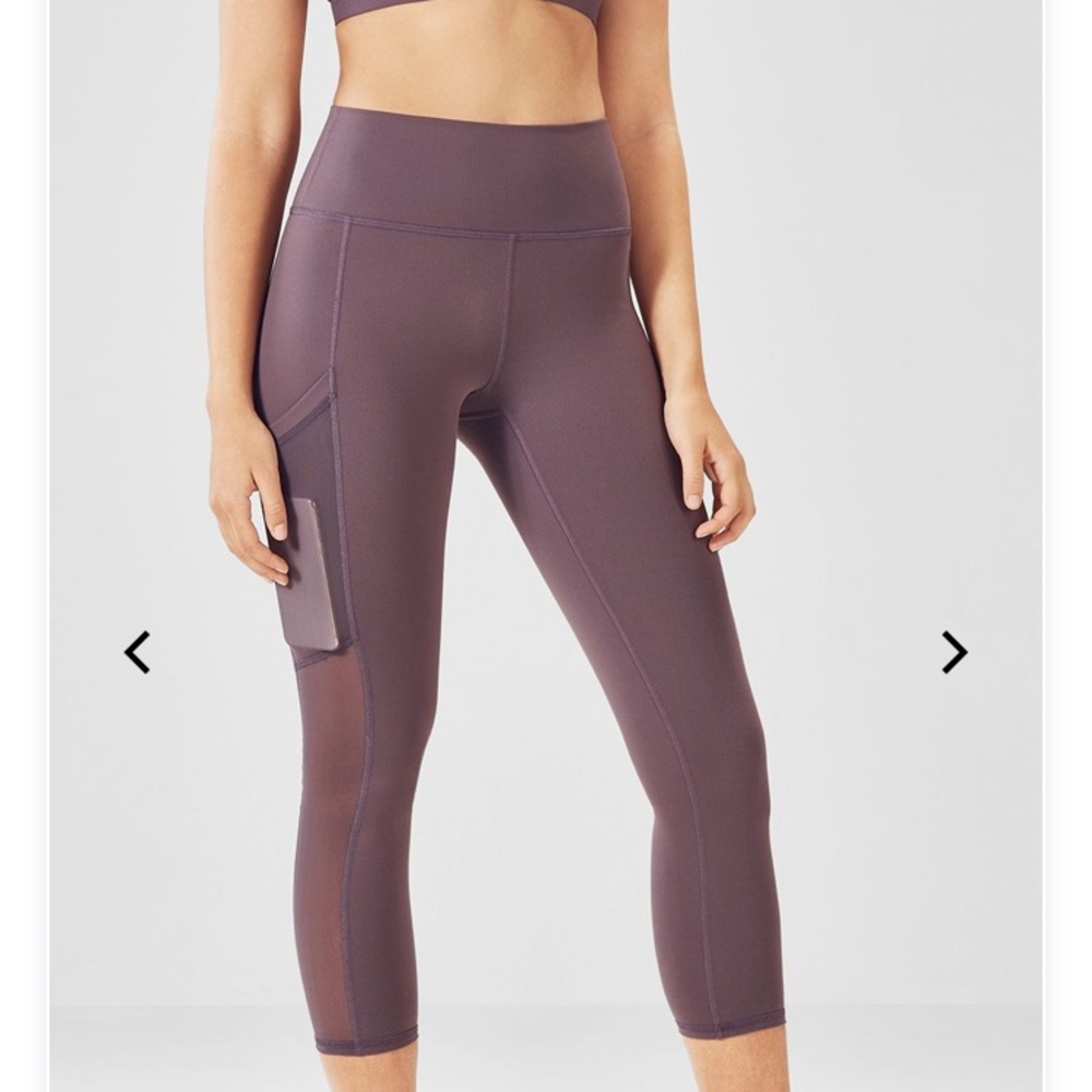 Fabletics mila pocket capri